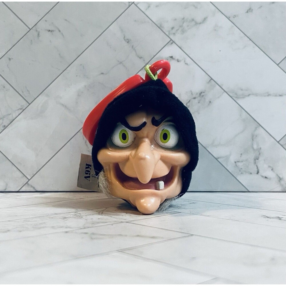 Vintage 2001 Disney’s Snow White McDonald’s Happy Meal Toy Witch Backpack Clip